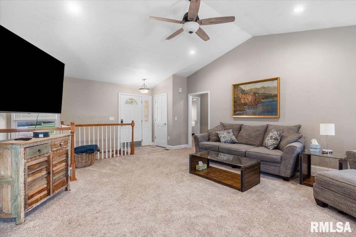 6808 Ninebark Drive Springfield, IL 62712 - Photo 8 of 45