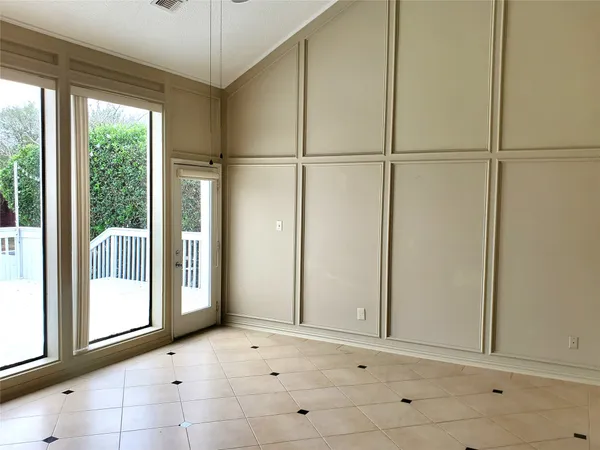 $2,600 | 20114 Atascocita Shores Drive, Humble, TX 77346