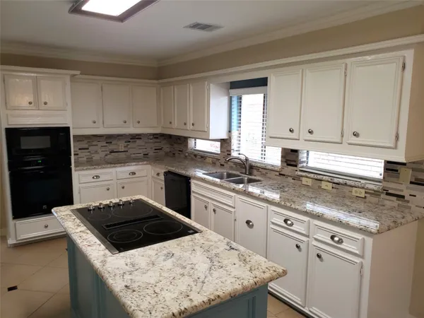 $2,600 | 20114 Atascocita Shores Drive, Humble, TX 77346