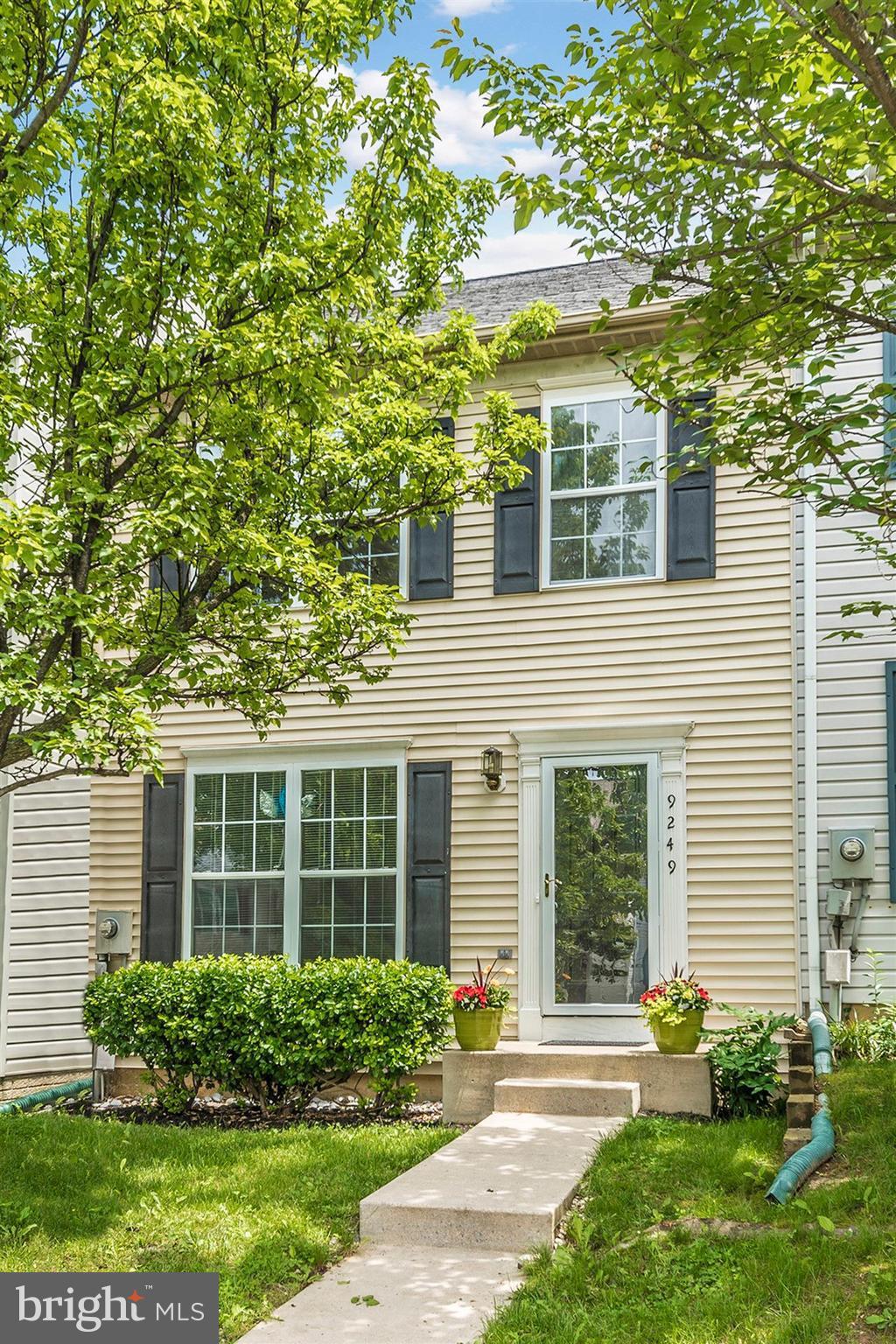 9249 Ridgefield Circle Frederick, MD 21701 - Photo 2 of 30 Exterior (Front)
