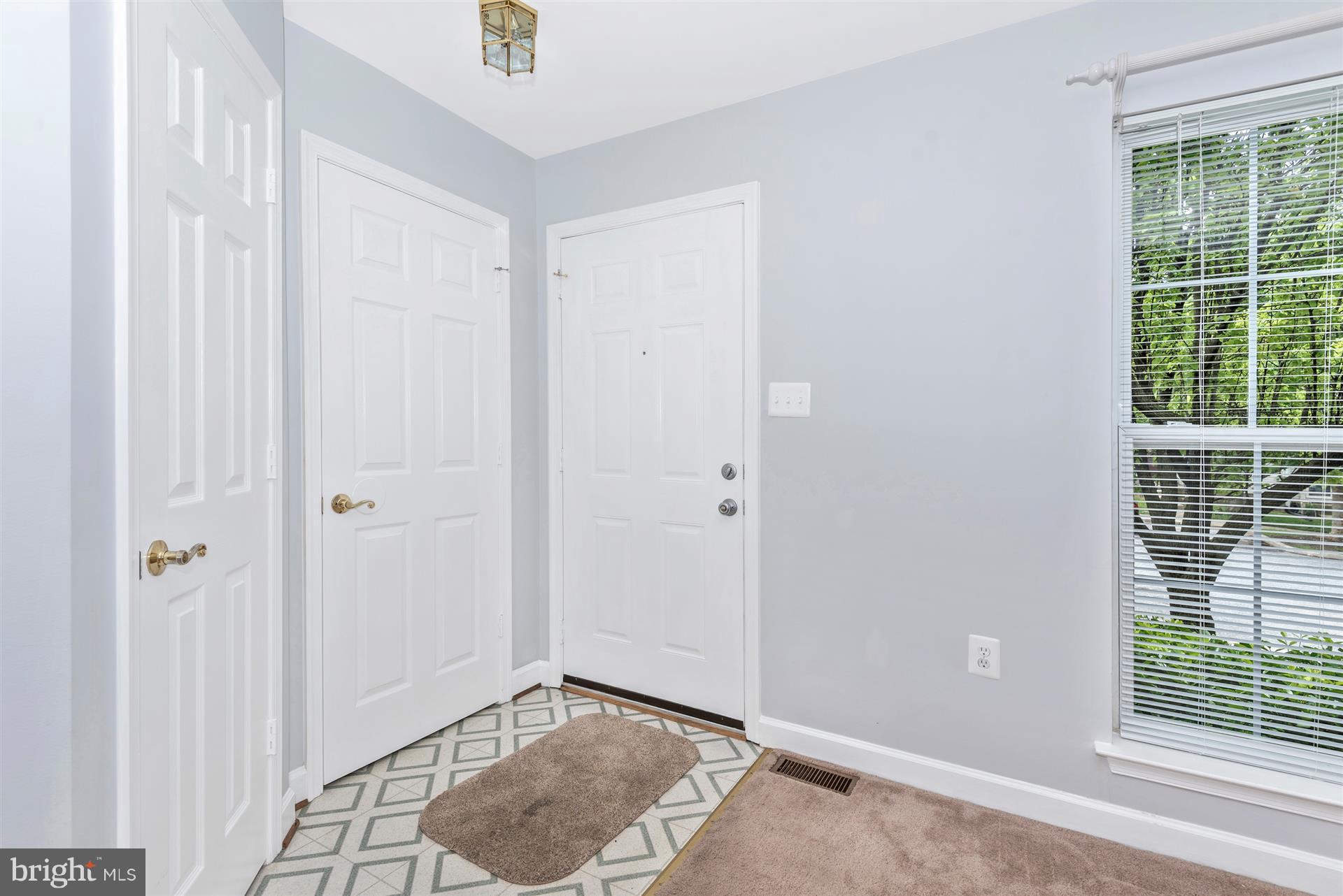 9249 Ridgefield Circle Frederick, MD 21701 - Photo 3 of 30 Interior (General)