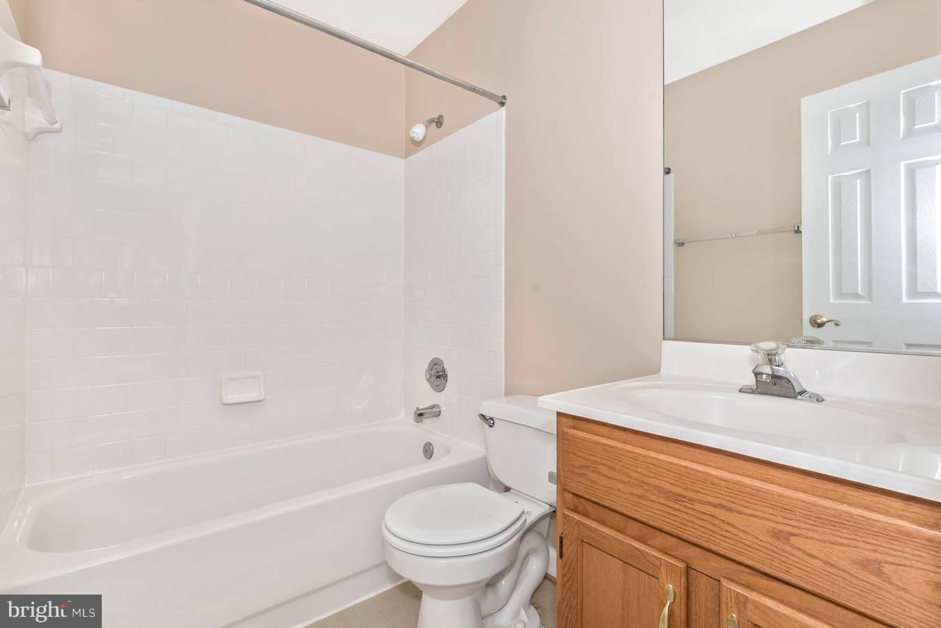 9249 Ridgefield Circle Frederick, MD 21701 - Photo 21 of 30 Bath (Master)