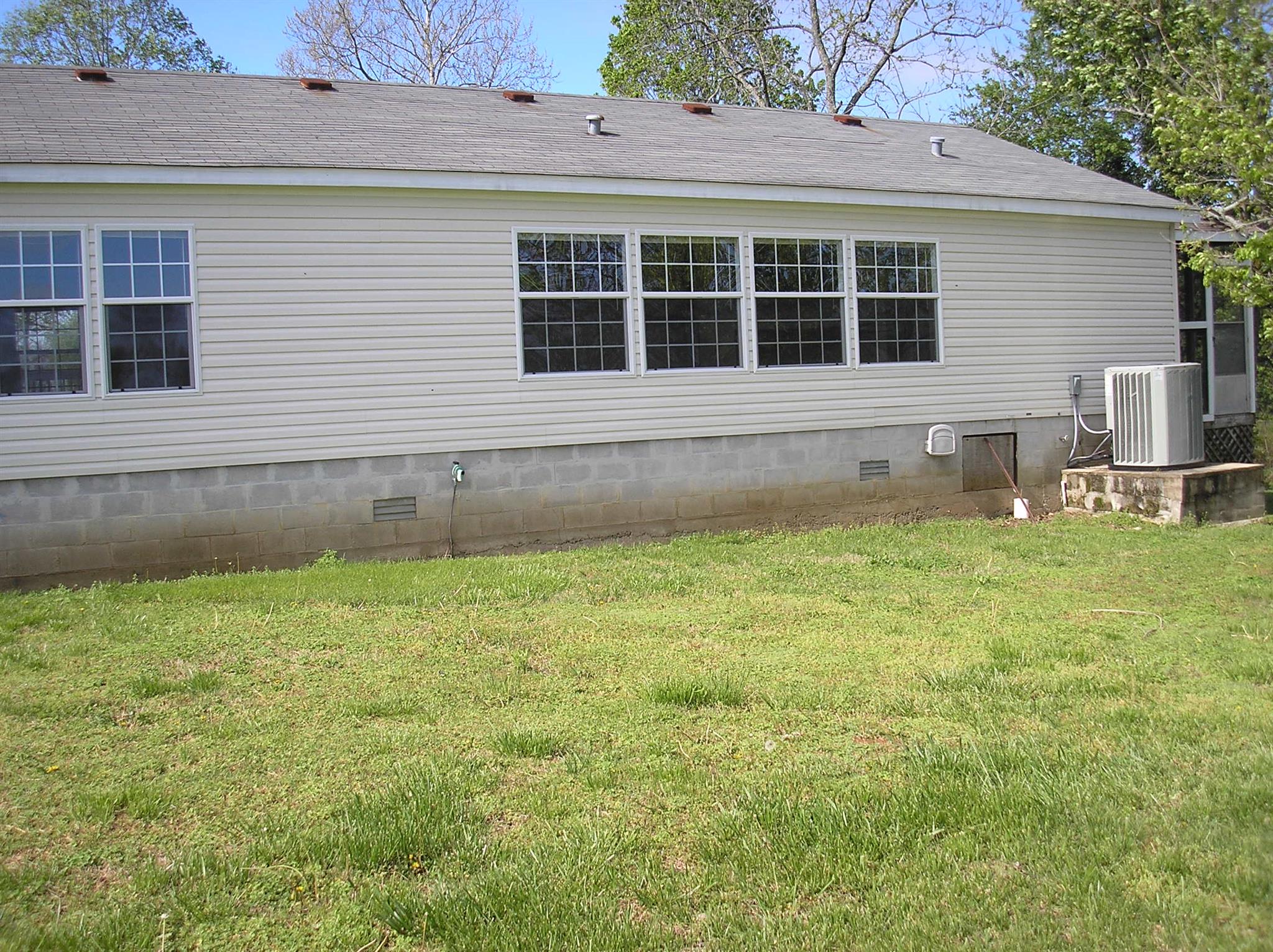 2246 Fall River Road Leoma, TN 38468 - Photo 17 of 22