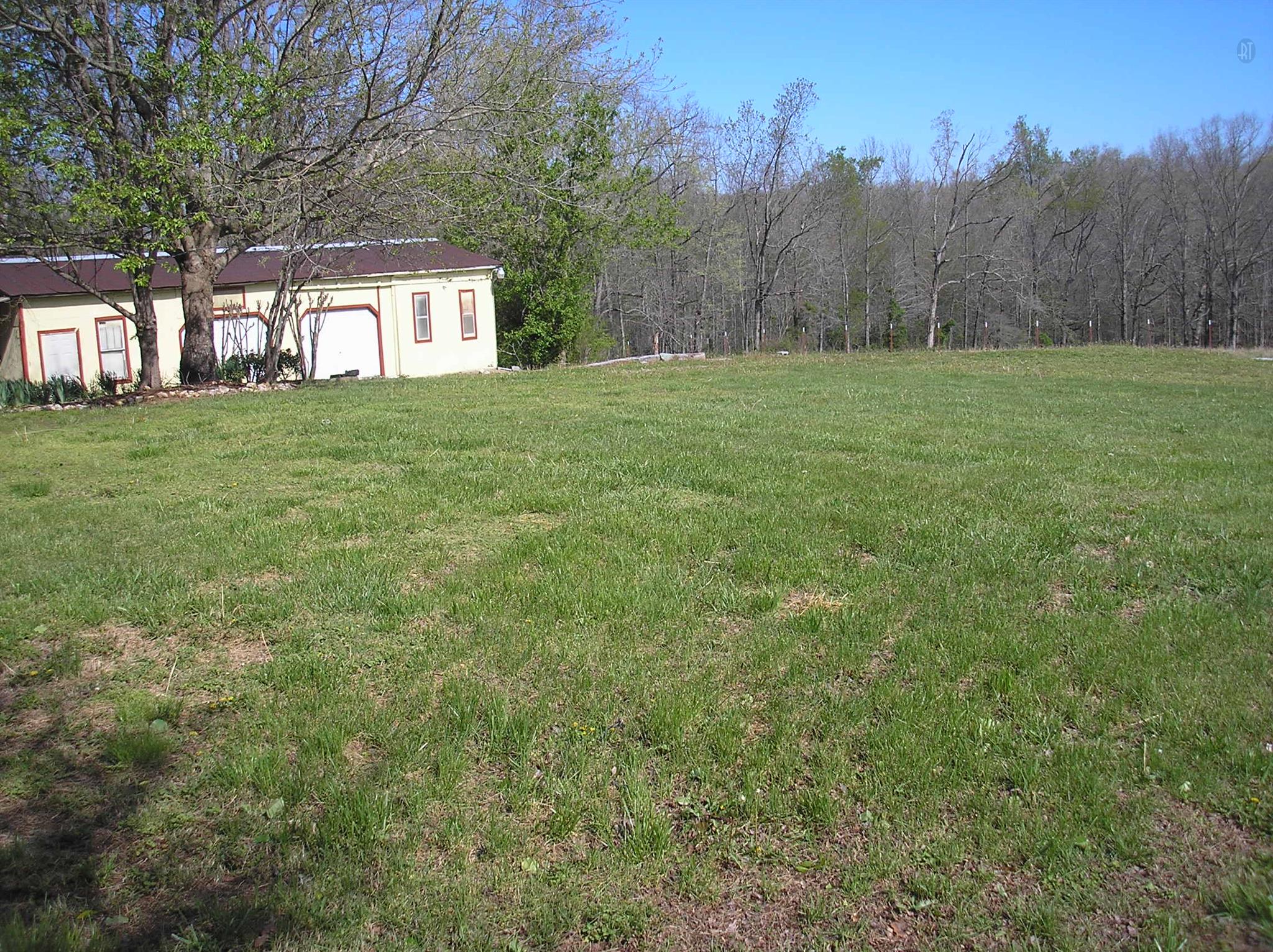 2246 Fall River Road Leoma, TN 38468 - Photo 18 of 22