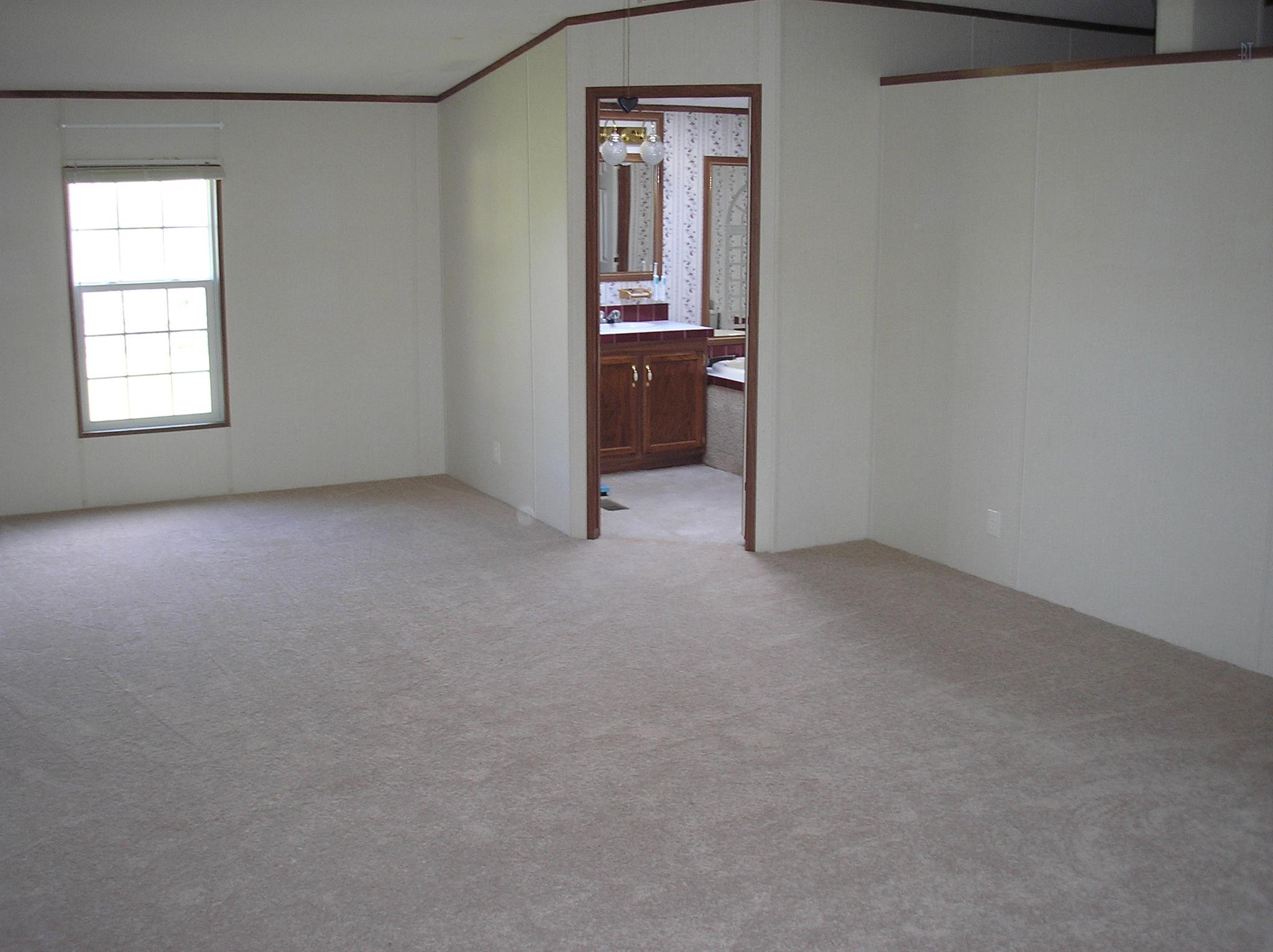 2246 Fall River Road Leoma, TN 38468 - Photo 4 of 22
