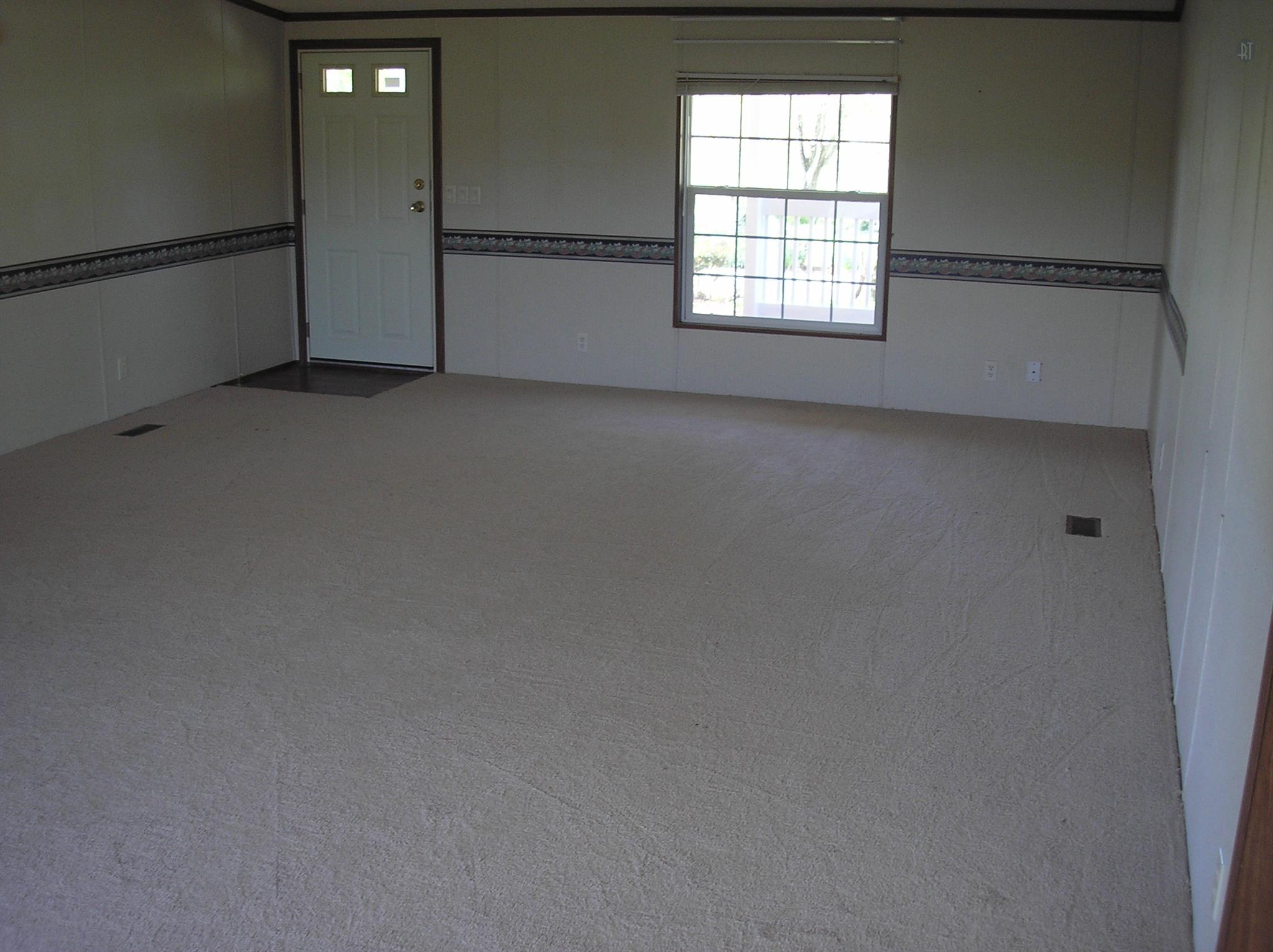 2246 Fall River Road Leoma, TN 38468 - Photo 8 of 22