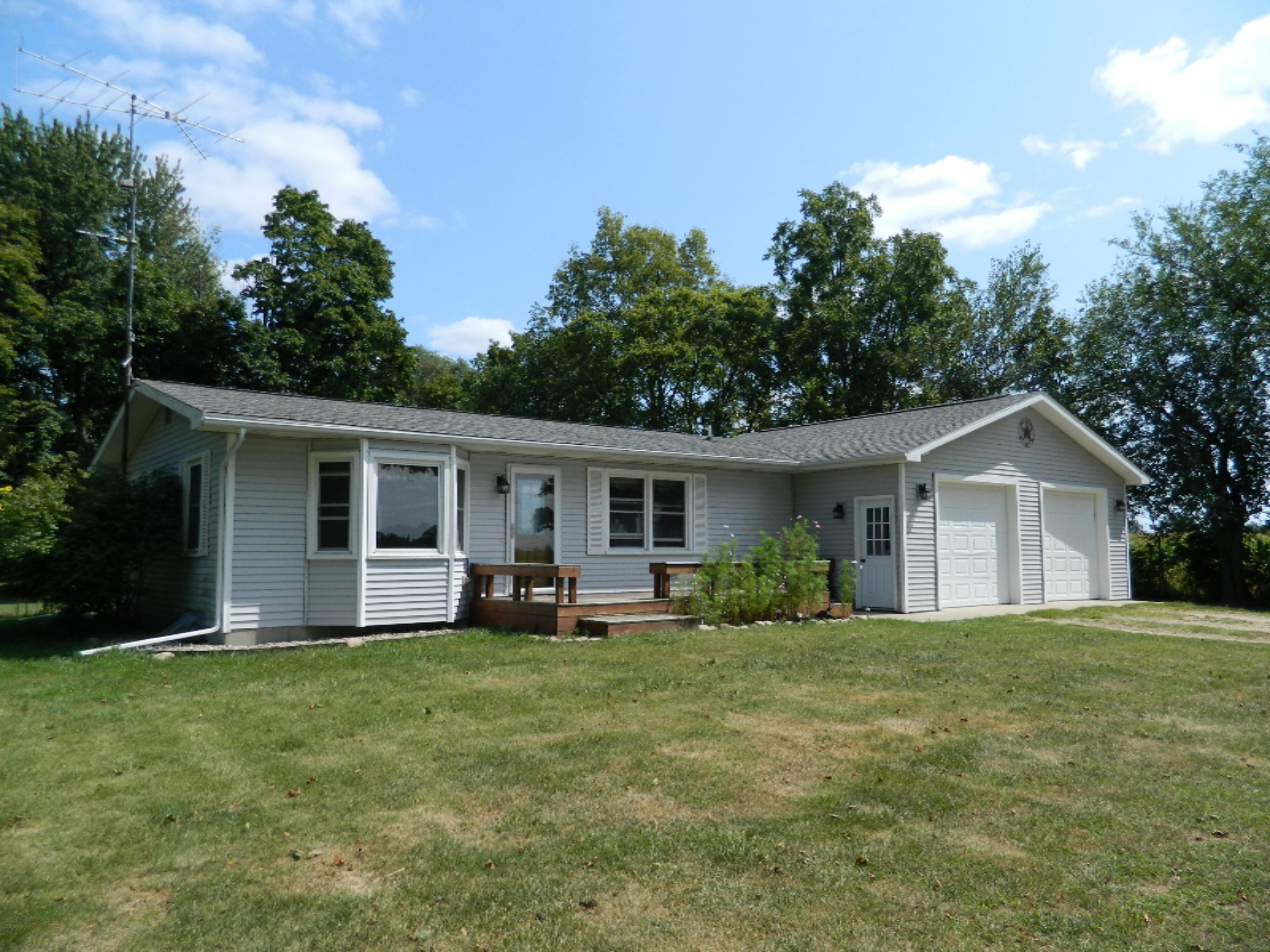 54727 Silver Street Mendon, MI 49072 - Photo 1 of 23 DSCN3549