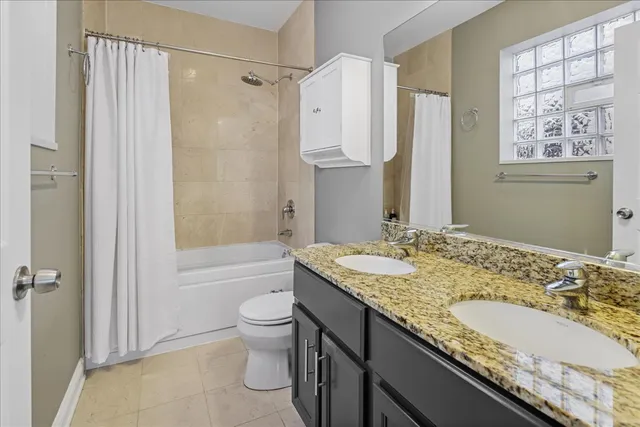 $539,000 | 1533 North Campbell Avenue, Unit 3, Chicago, IL 60622