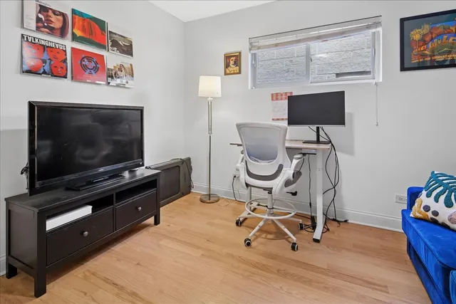 $539,000 | 1533 North Campbell Avenue, Unit 3, Chicago, IL 60622