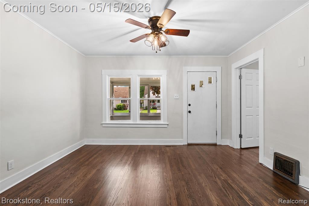 142 Massoit Street Clawson, MI 48017 - Photo 11 of 44