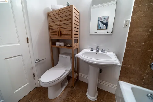 $699,000 | 661 Peralta Avenue, Unit 3, San Francisco, CA 94110