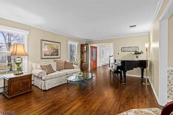 $785,000 | 3 Kerry Place, Flanders, NJ 07836