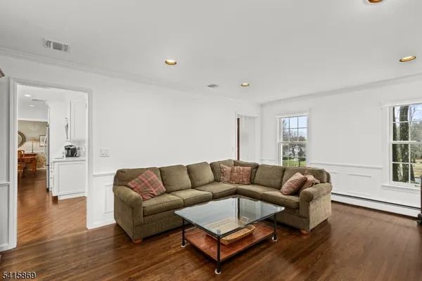 $785,000 | 3 Kerry Place, Flanders, NJ 07836