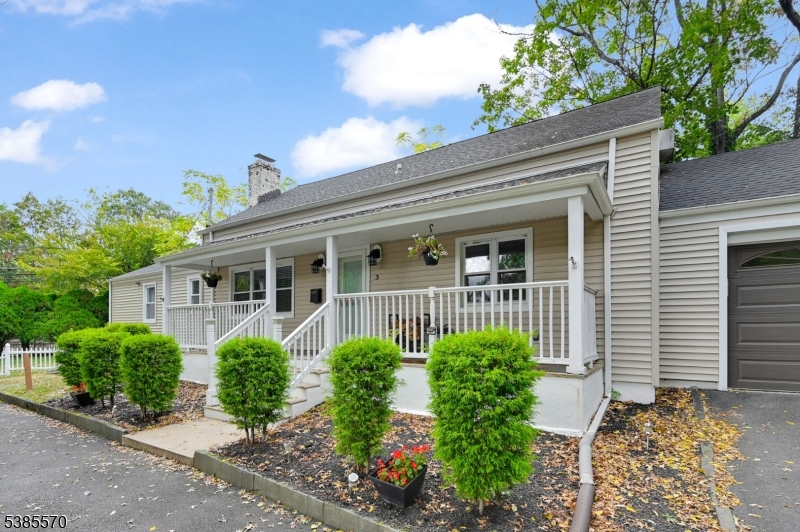 3 Country Club Road Livingston, NJ 07039 - Photo 4 of 34