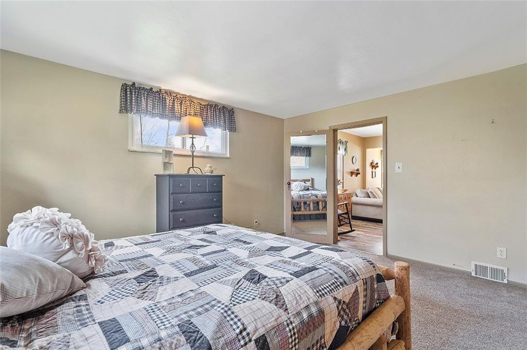 5350 Hardt Road Gibsonia, PA 15044 - Photo 11 of 22 Gallery Image 11