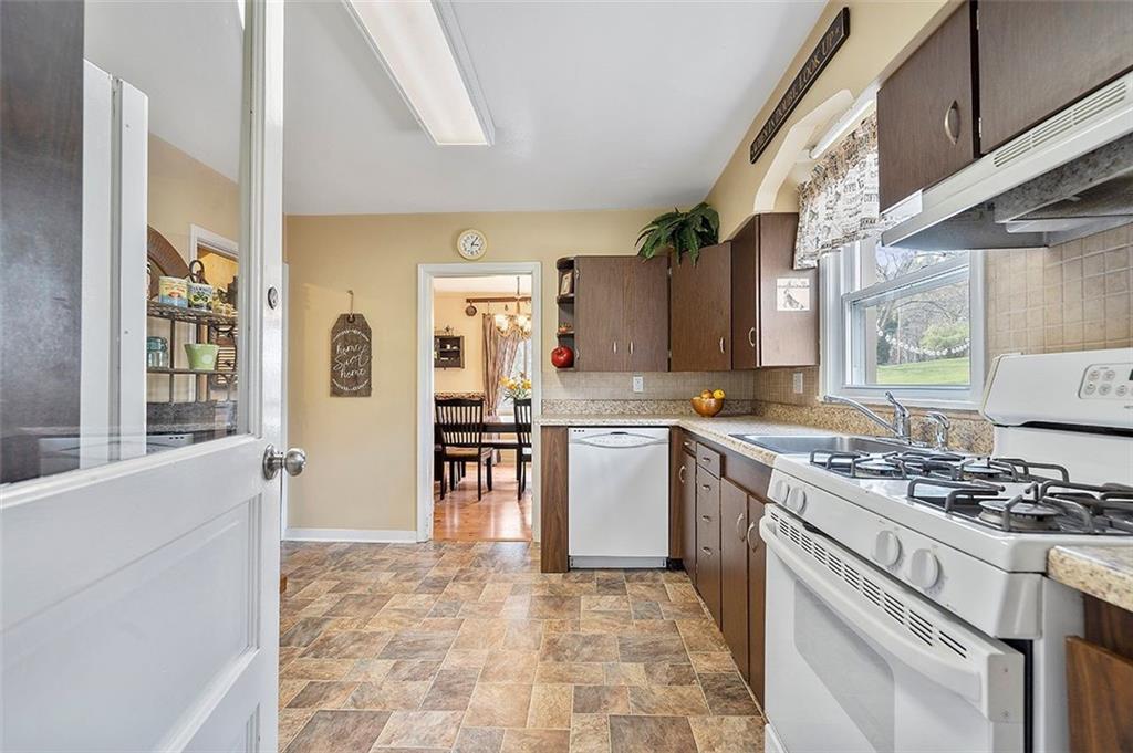 5350 Hardt Road Gibsonia, PA 15044 - Photo 14 of 22 Gallery Image 14