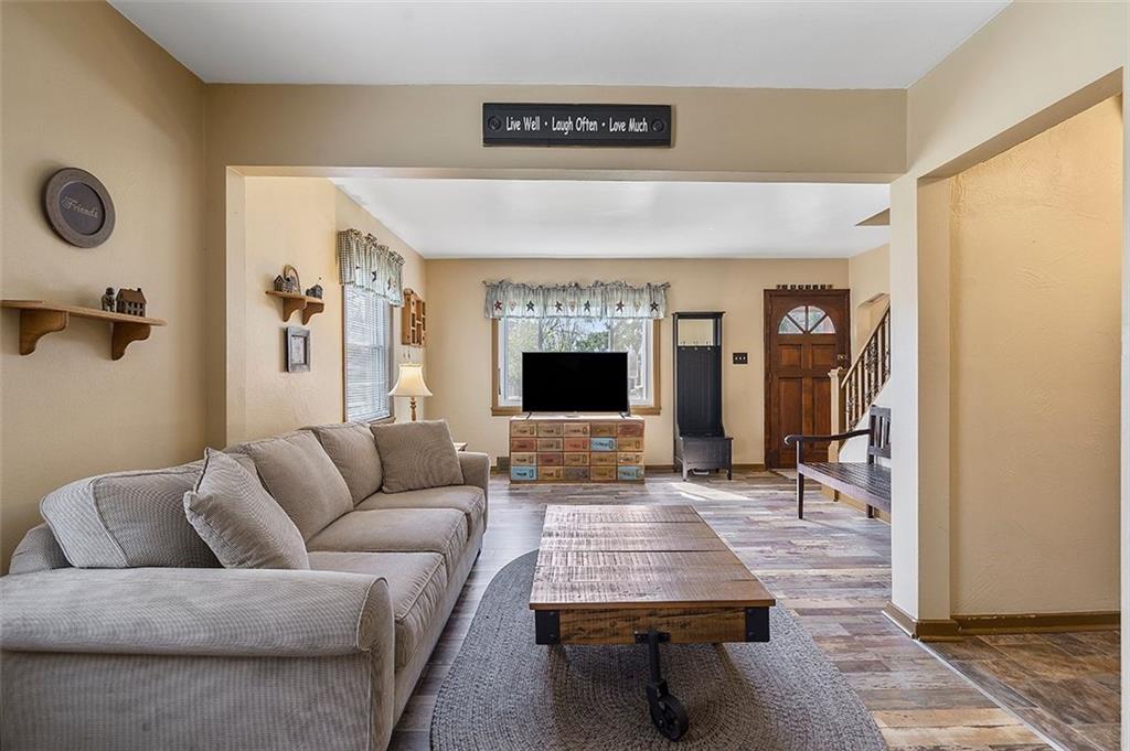 5350 Hardt Road Gibsonia, PA 15044 - Photo 9 of 22 Gallery Image 9
