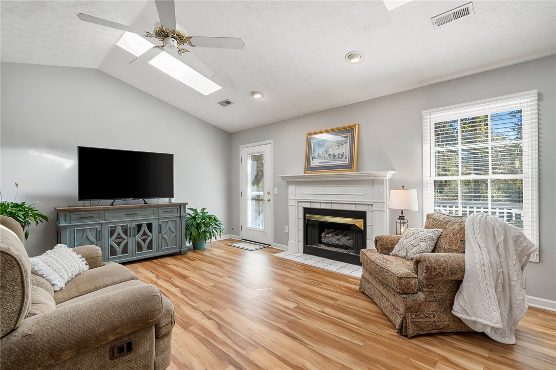 405 Dalton Road Seneca, SC 29678 - Photo 14 of 50 Gallery Image 14