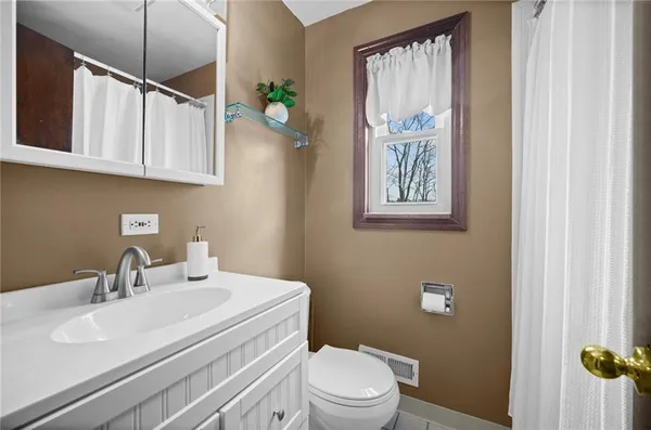 $249,999 | 1755 Hallowell Street, Pittsburgh, PA 15210
