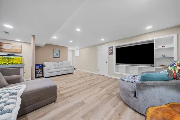 $249,999 | 1755 Hallowell Street, Pittsburgh, PA 15210