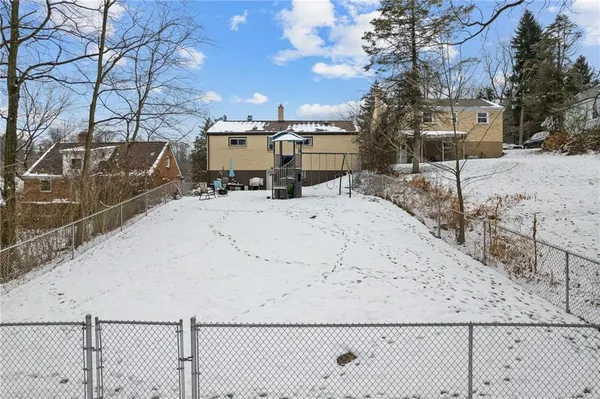 $249,999 | 1755 Hallowell Street, Pittsburgh, PA 15210