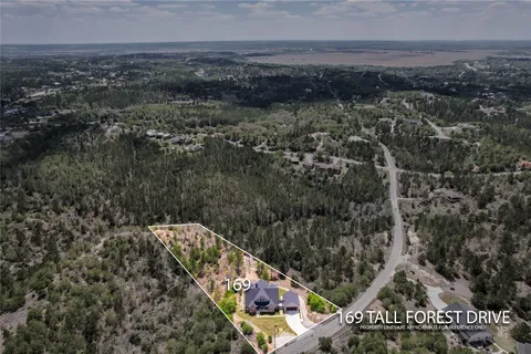 $1,295,000 | 169 Tall Forest Drive, Bastrop, TX 78602