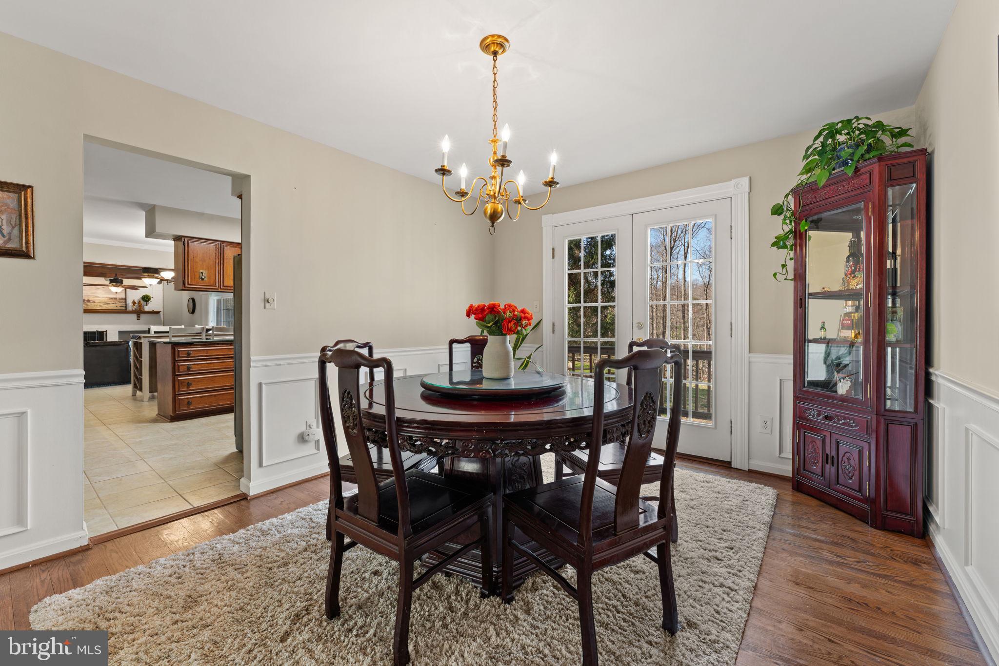 8044 Stillbrooke Road Manassas, VA 20112 - Photo 21 of 82 Warm neutral paint tones