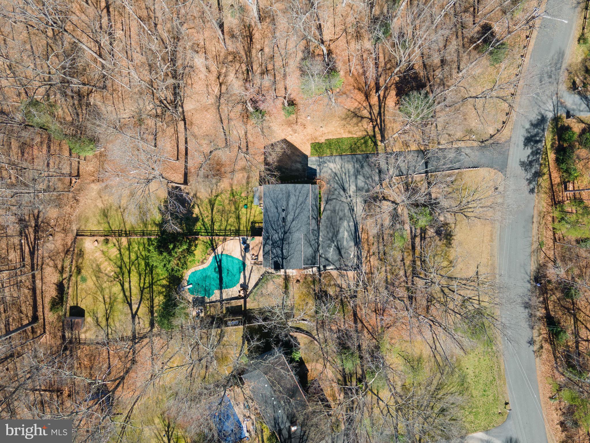 8044 Stillbrooke Road Manassas, VA 20112 - Photo 5 of 82 Private lot with pool