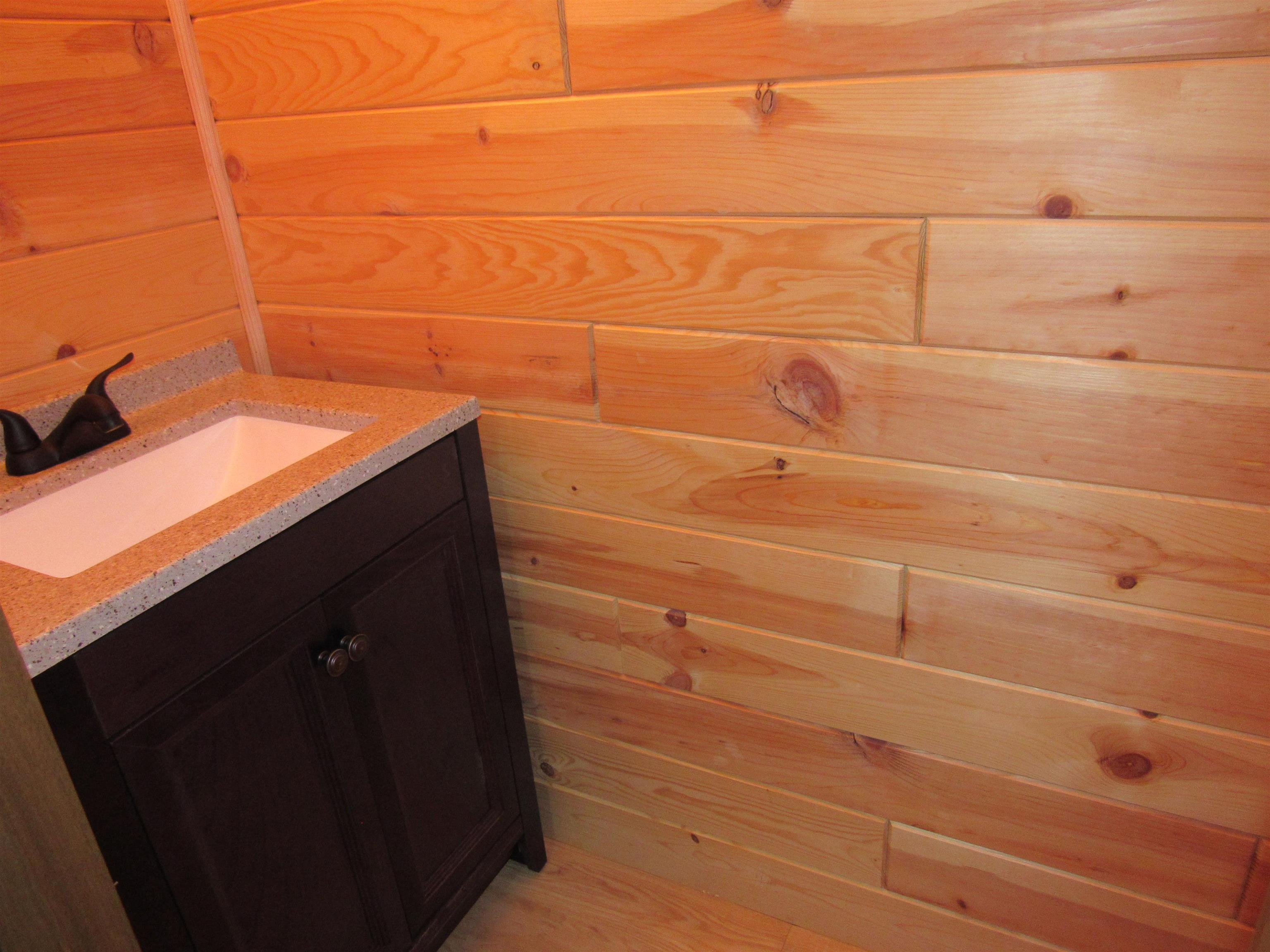 430 Old State Road East Tawas, MI 48730 - Photo 12 of 23 1913228-11.JPG