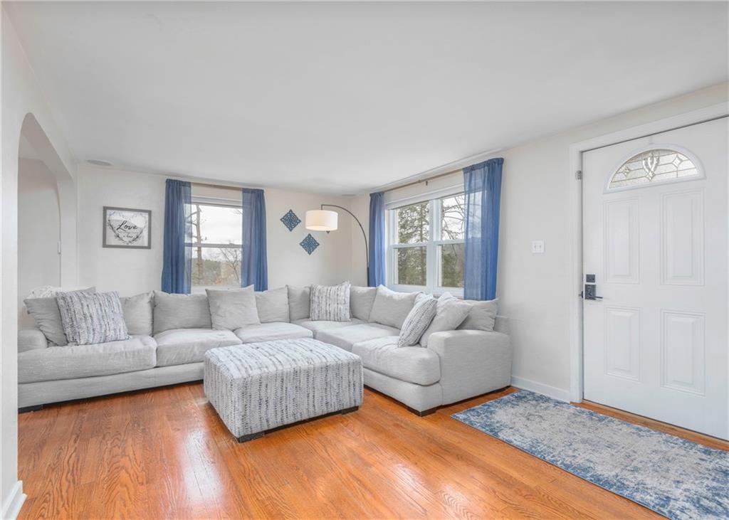 276 Thompsonville Road McMurray, PA 15317 - Photo 2 of 42