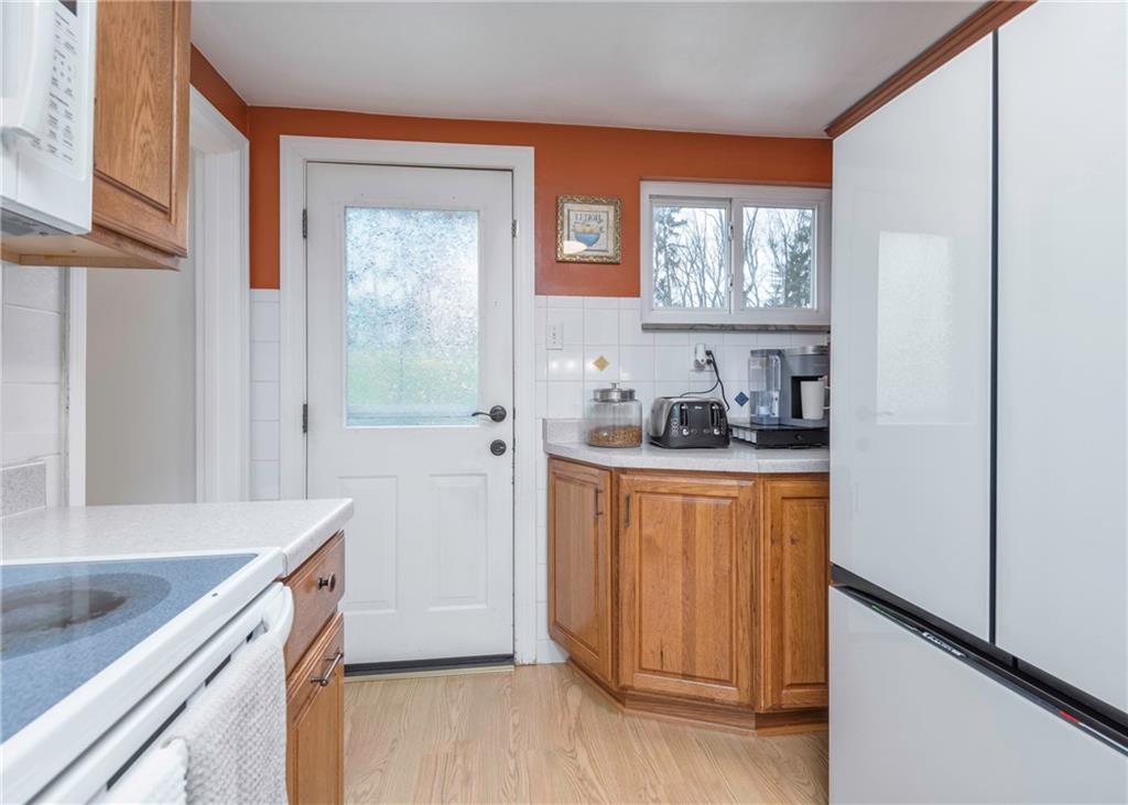 276 Thompsonville Road McMurray, PA 15317 - Photo 8 of 42