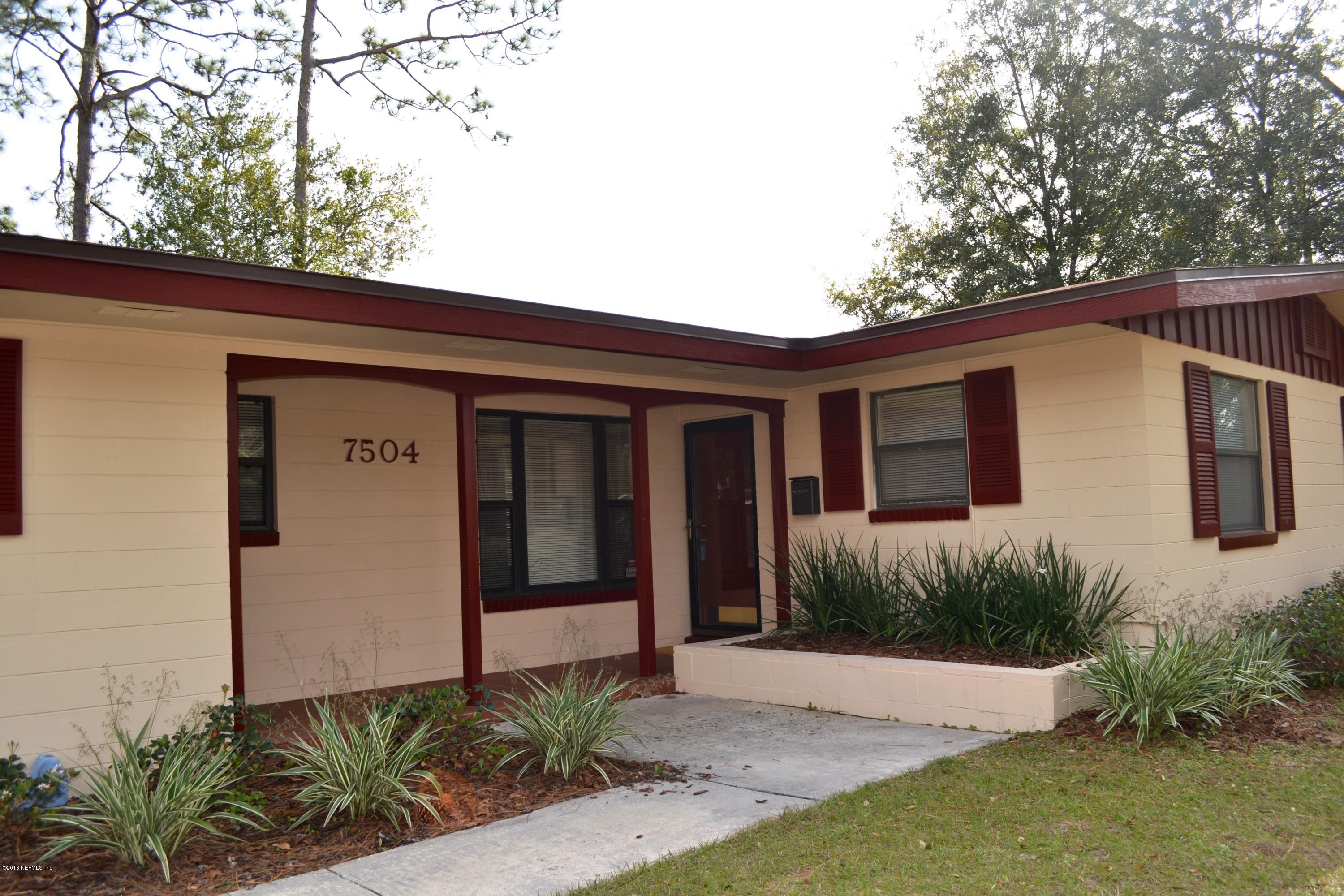 7504 Altama Road Jacksonville, FL 32216 - Photo 5 of 35 Covered Front Porch