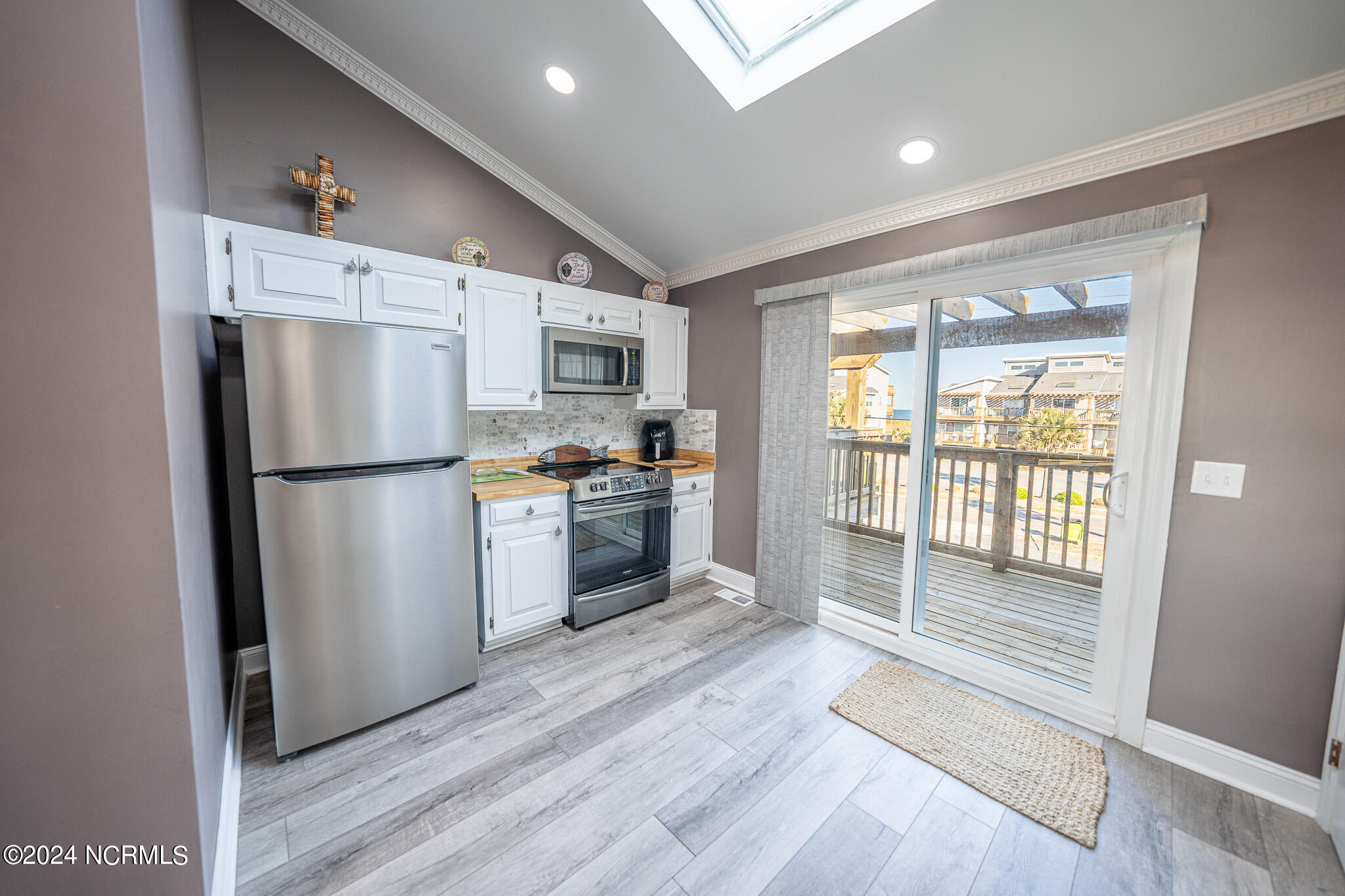 1779 New River Inlet Road, Unit 2 North Topsail Beach, NC 28460 - Photo 15 of 43 Kitchen