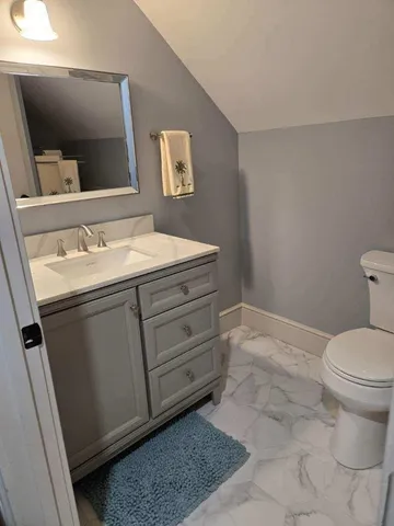 $1,500 | 19 Metacomet Drive, Sandown, NH 03873