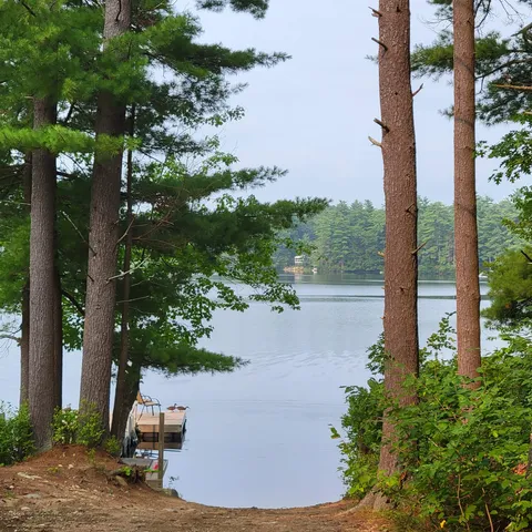 $1,500 | 19 Metacomet Drive, Sandown, NH 03873