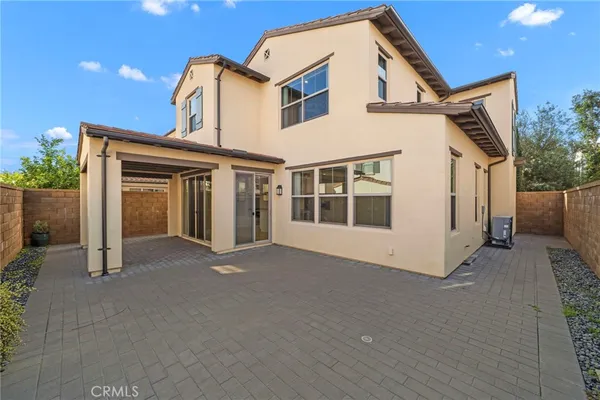 $5,100 | 56 Decker, Irvine, CA 92620