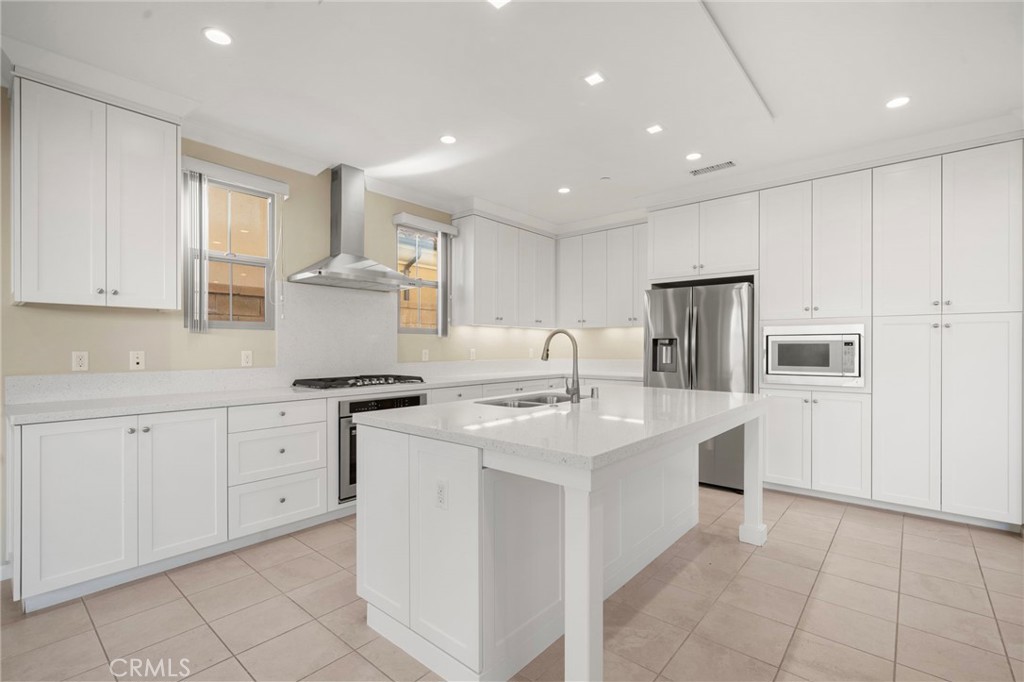 56 Decker Irvine, CA 92620 - Photo 7 of 20