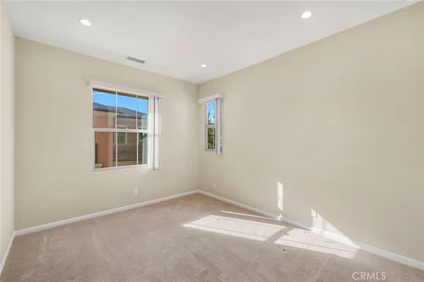 $5,100 | 56 Decker, Irvine, CA 92620