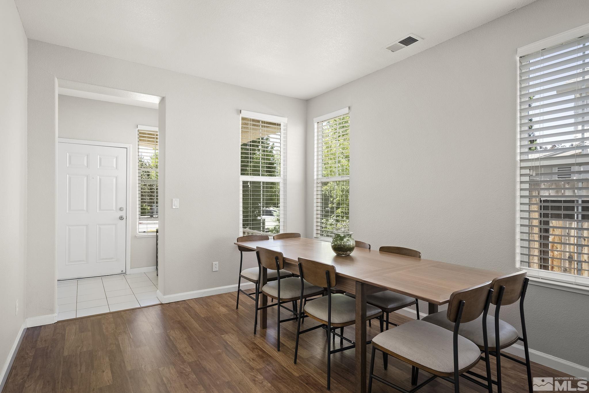 899 North University Park Loop Reno, NV 89512 - Photo 3 of 16 Photo 3