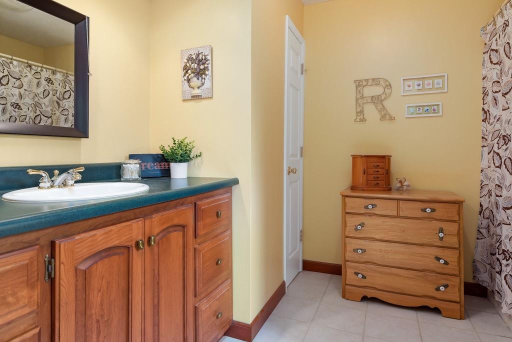 5529 Gibson Road Gibsonia, PA 15044 - Photo 17 of 25 Gallery Image 17