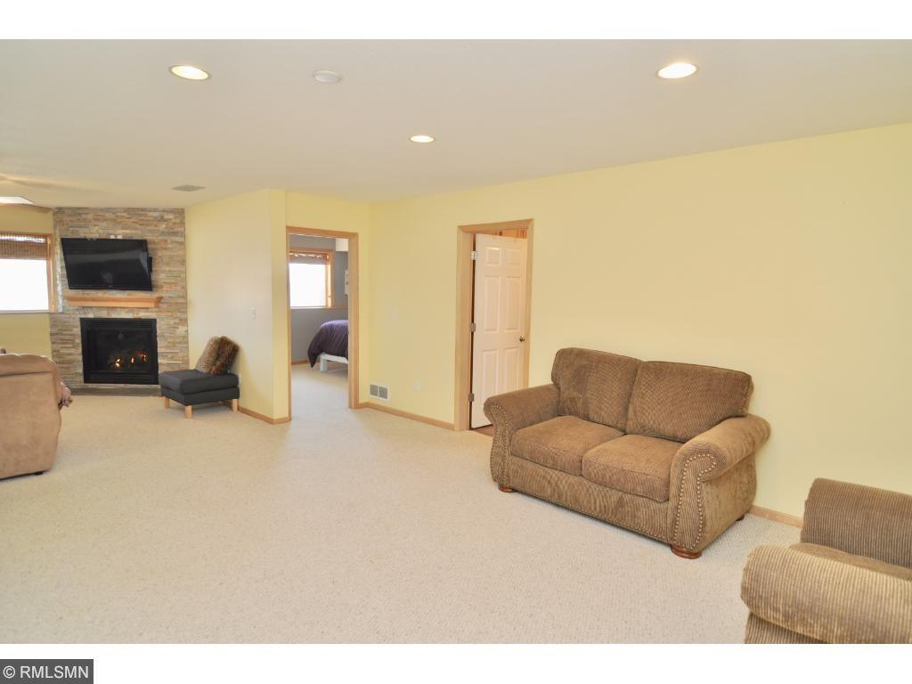 937 Huntington Way Jordan, MN 55352 - Photo 17 of 23 Gallery Image 17