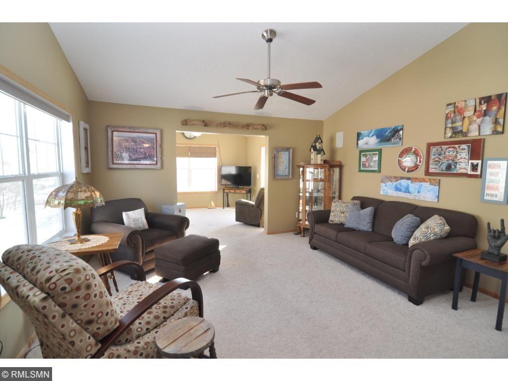 937 Huntington Way Jordan, MN 55352 - Photo 5 of 23 Gallery Image 5