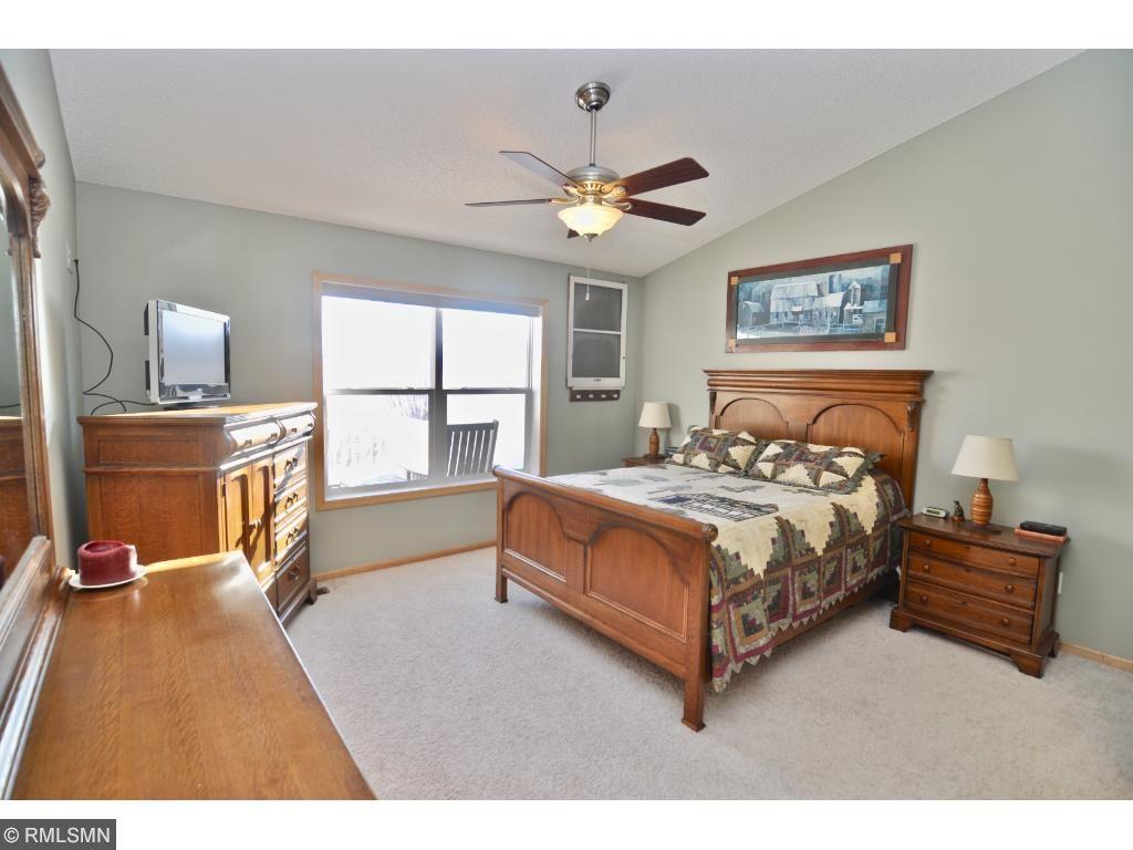 937 Huntington Way Jordan, MN 55352 - Photo 9 of 23 Gallery Image 9