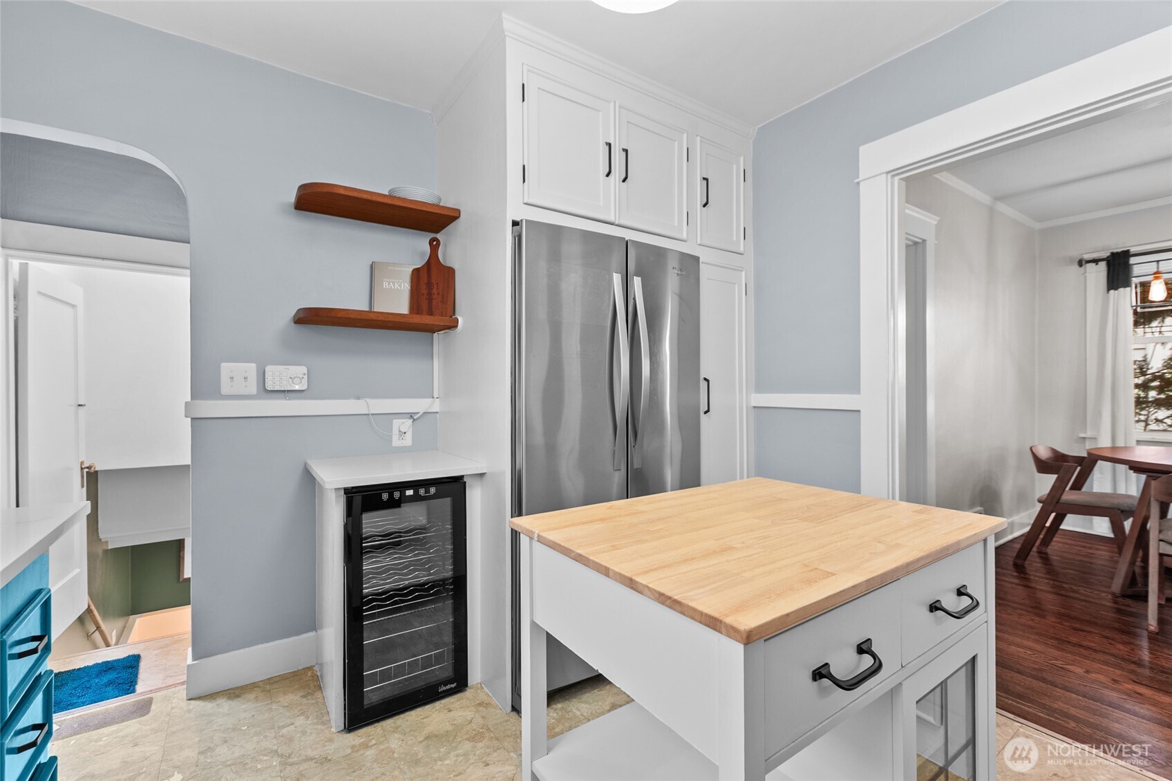 731 North 80th Street Seattle, WA 98103 - Photo 8 of 38