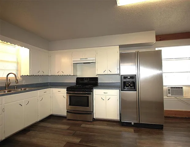 $1,500 | 407 South Bois D Arc Street, Forney, TX 75126