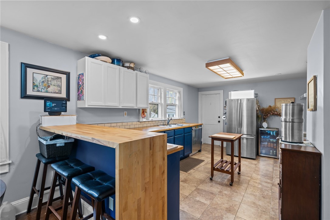 8 Perkins Avenue Westerly, RI 02891 - Photo 19 of 47