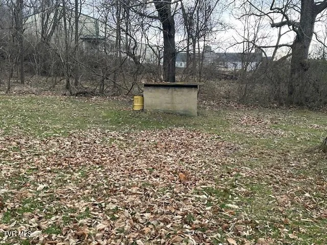 $127,500 | 21515 Clear Creek Road, Bristol, VA 24202