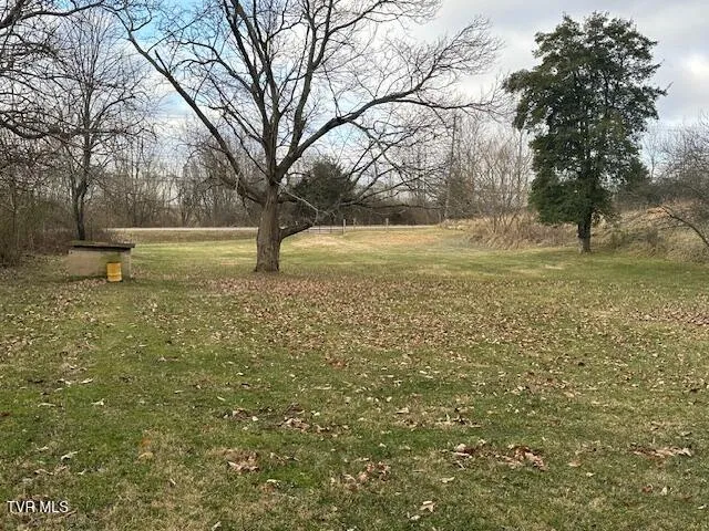 $127,500 | 21515 Clear Creek Road, Bristol, VA 24202