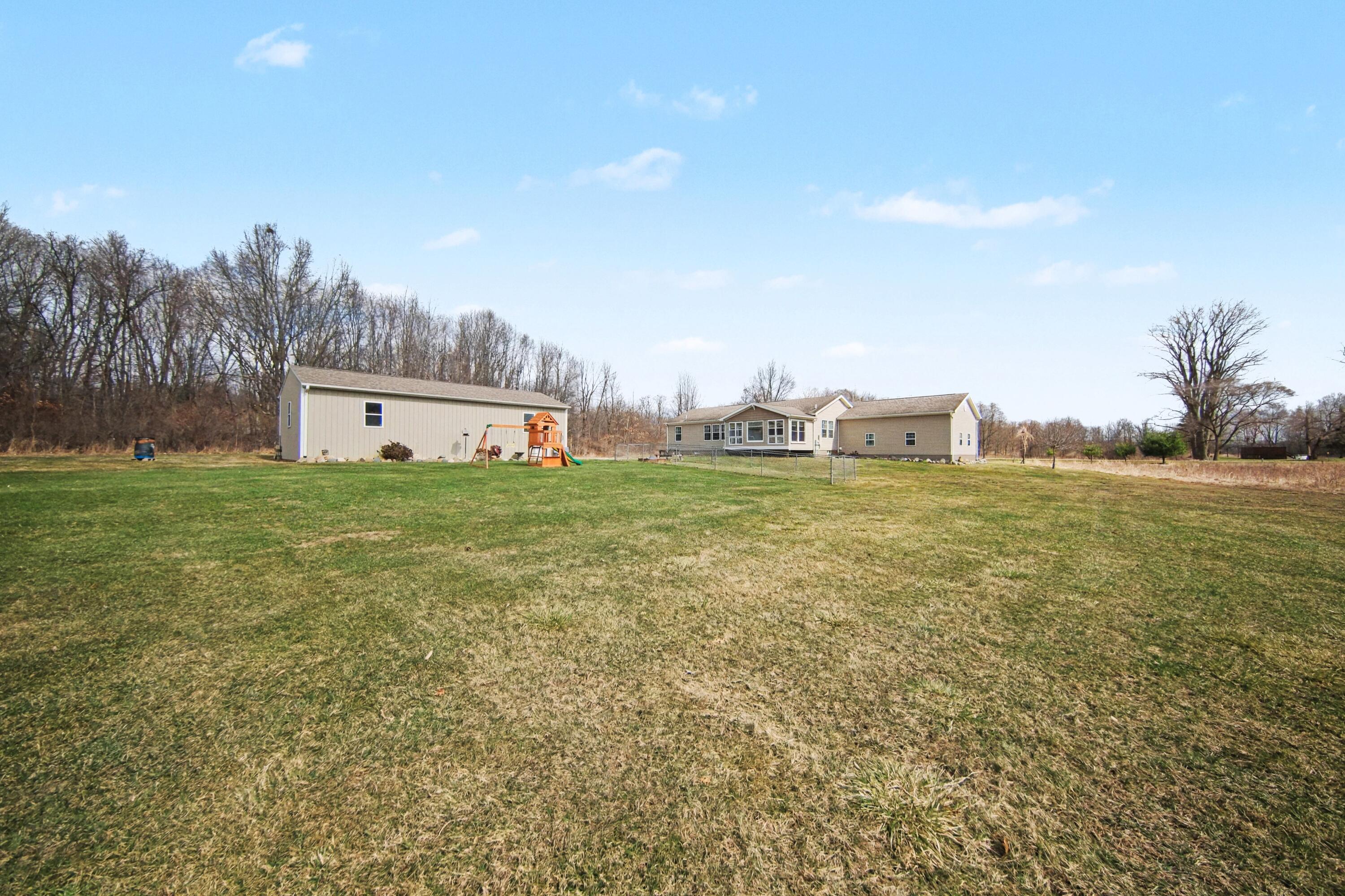 9492 Sayers Road Munith, MI 49259 - Photo 25 of 49 025_file_7968