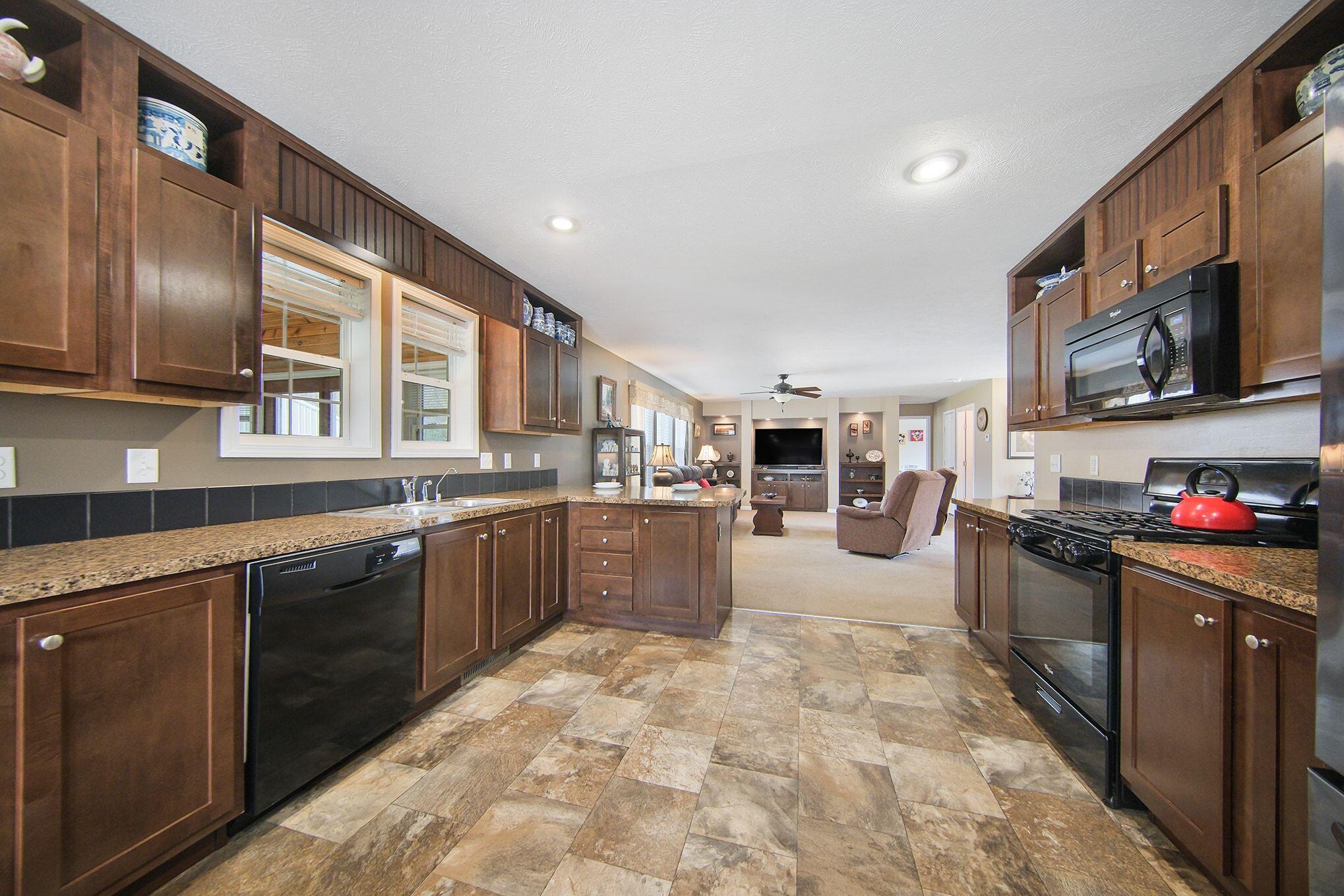 9492 Sayers Road Munith, MI 49259 - Photo 7 of 49 007_file_1357